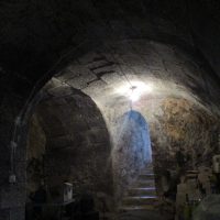 Bodega subterránea bóvedas sillería